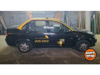 vendo taxi completo 2013