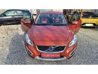 volvo c30 2.0 d r-design powershift 81e km! gyári fényezés! orange limited! 2kulcs. 8db kerék!