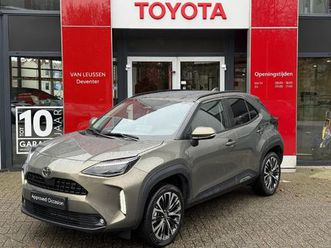 toyota yaris cross 1.5 hybrid 130 executive stoelverw blind-spot elek-achterklep park-sensoren lm-velgen apple/android