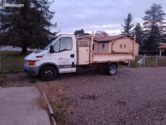 camion benne iveco