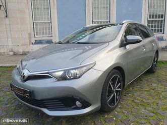 toyota auris touring sports 1.4 d-4d comfort+pack sport