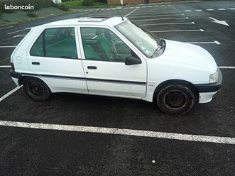 106 kid - 2nd main - révisée - dormi en garage - toit ouvrant - attelage - ct valide