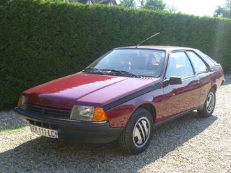 voiture de collection renault