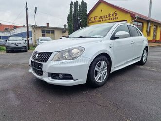 suzuki kizashi 2.4 sdlx cvt 4wd