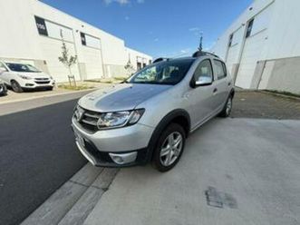 ② sandero benzin 2013 170,000km airco euro5. 0471654764 — dacia — 2ememain