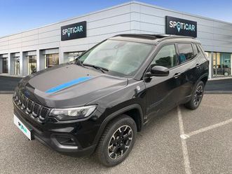 1.3 turbo t4 240ch phev 4xe trailhawk at6 eawd