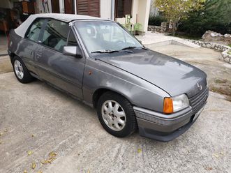 opel kadett 1.6i cabrio 1989. god