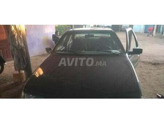 peugeot 405 diesel manuelle 1994 à sidi slimane