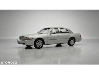 lincoln town car 4.6 signature