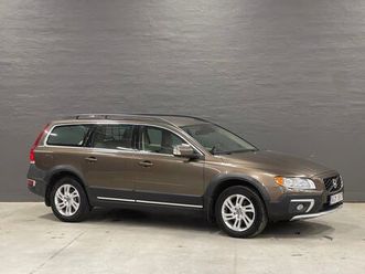 d4 awd 163hk summum skinn drag keyless p-sensorer