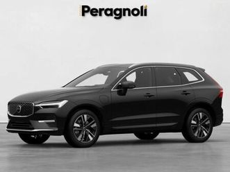 volvo xc60 t6 recharge awd plug-in hybrid aut. plus dark nuova a firenze