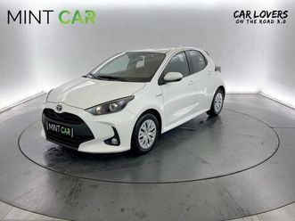 yaris hybride affaires 116h france business