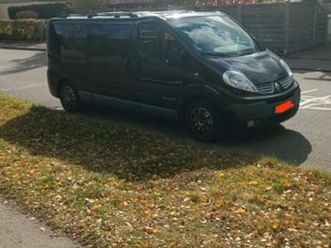 renault campervan renault trafic passenger black e...