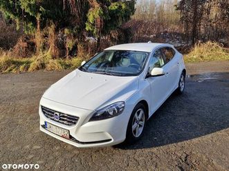 volvo v40 d4 drive-e momentum