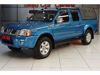 2017 nissan np300 2.4i hi-rider double-cab