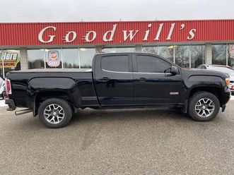 2017 gmc canyon sle, clean carfax, diesel, remote start!