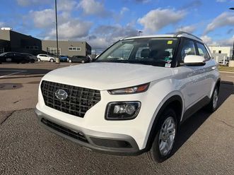 2023 hyundai venue preferred heated seats & steering carplay