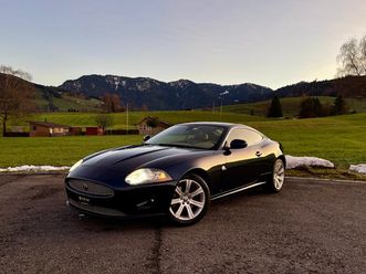 xk 4.2 v8 automatic