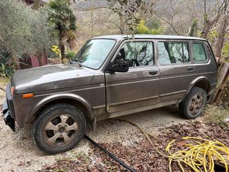 lada niva urban 4x4 5 porte gpl 2019