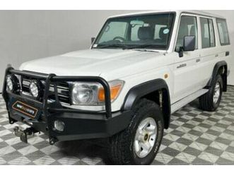 2010 toyota land cruiser 76 4.2 d station wagon