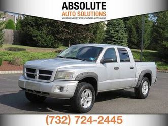 2011 ram dakota big horn 4x4 4dr crew cab