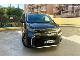 toyota proace 2025 - 2.0 automatique - 6 places – 9 800 km – pack confort - quasi neuf