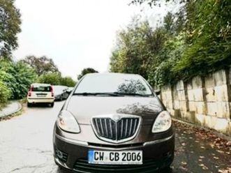 lancia musa | panoramadach mini van