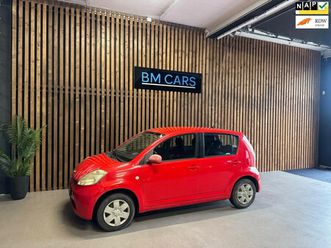 daihatsu sirion 2 - 1.0-12v trend