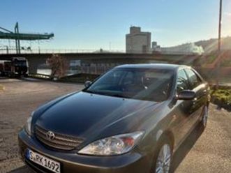 toyota camry 3.0 v6 executive (viele teile neu!)