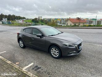 mazda 3 1.5 sky-g evolve hs