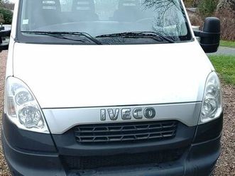 vend iveco 35c13 ampliroll (benne amovible) 2013