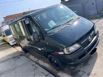 peugeot boxer 2.3 minibus 15/16l tb diesel. 2012