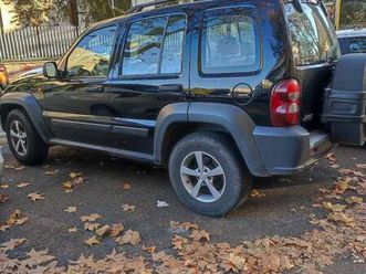 cherokee iii 2002 2.8 crd sport 65th fl