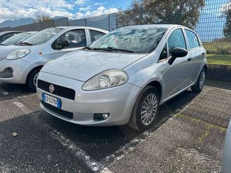 fiat grande punto 1.4 autocarro 4 posti - 2010