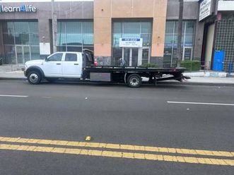 2012 ram 5500 flatbed tow truck
