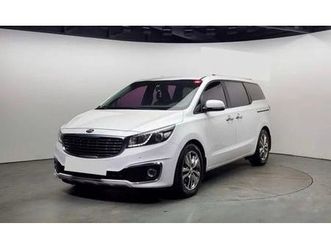 carnival 9-seater prestige