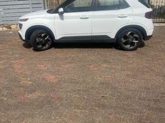 premium אוט׳ 1.6 (121 כ״ס)