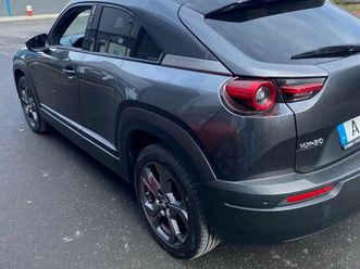 mazda mx-30 outubro/21