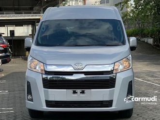 2025 toyota hiace 2.8 premio van