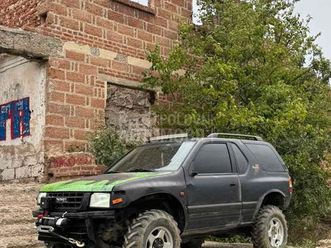 opel-frontera-2-2-16v