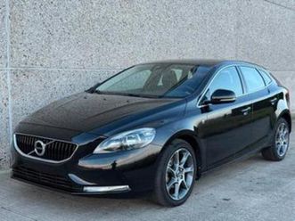 ② v40 - 2.0d - airco - navi - 78.000 km - cruis/c - gekeurd — volvo — 2ememain