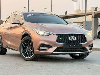 infiniti q30 in excellent condition