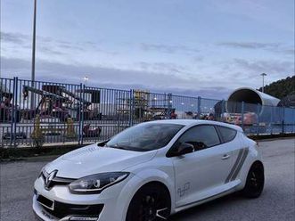 mégane coupé 2.0 rs trophy 275