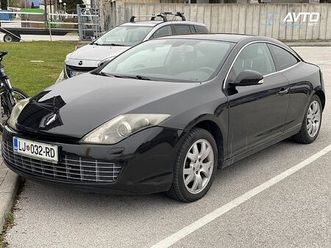 RENAULT LAGUNA COUPE renault-laguna-black-edition-2-0-dci-150