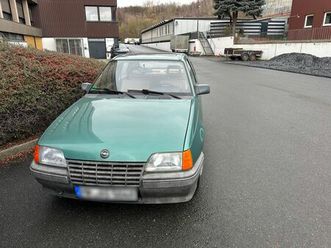 opel kadett e cc 1.6 automatic