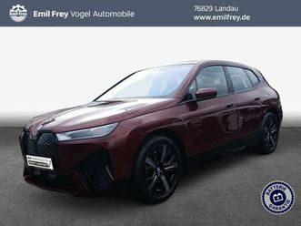 bmw ix xdrive50 harman/kardon* pano* ahk*