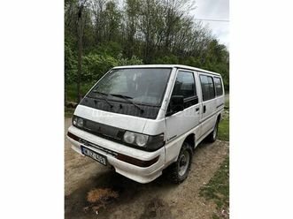 mitsubishi l 300 2.5 d bus
