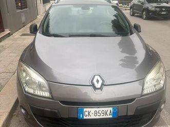 renault megan station