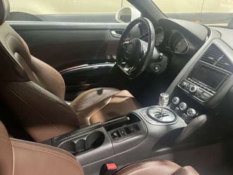 r8 spyder v8 4.2 fsi 430 quattro