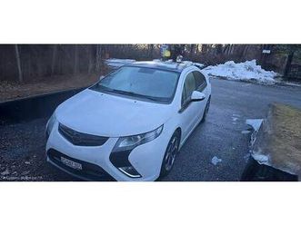 opel ampera e-rev - technologie hybride rechargeable canton valais